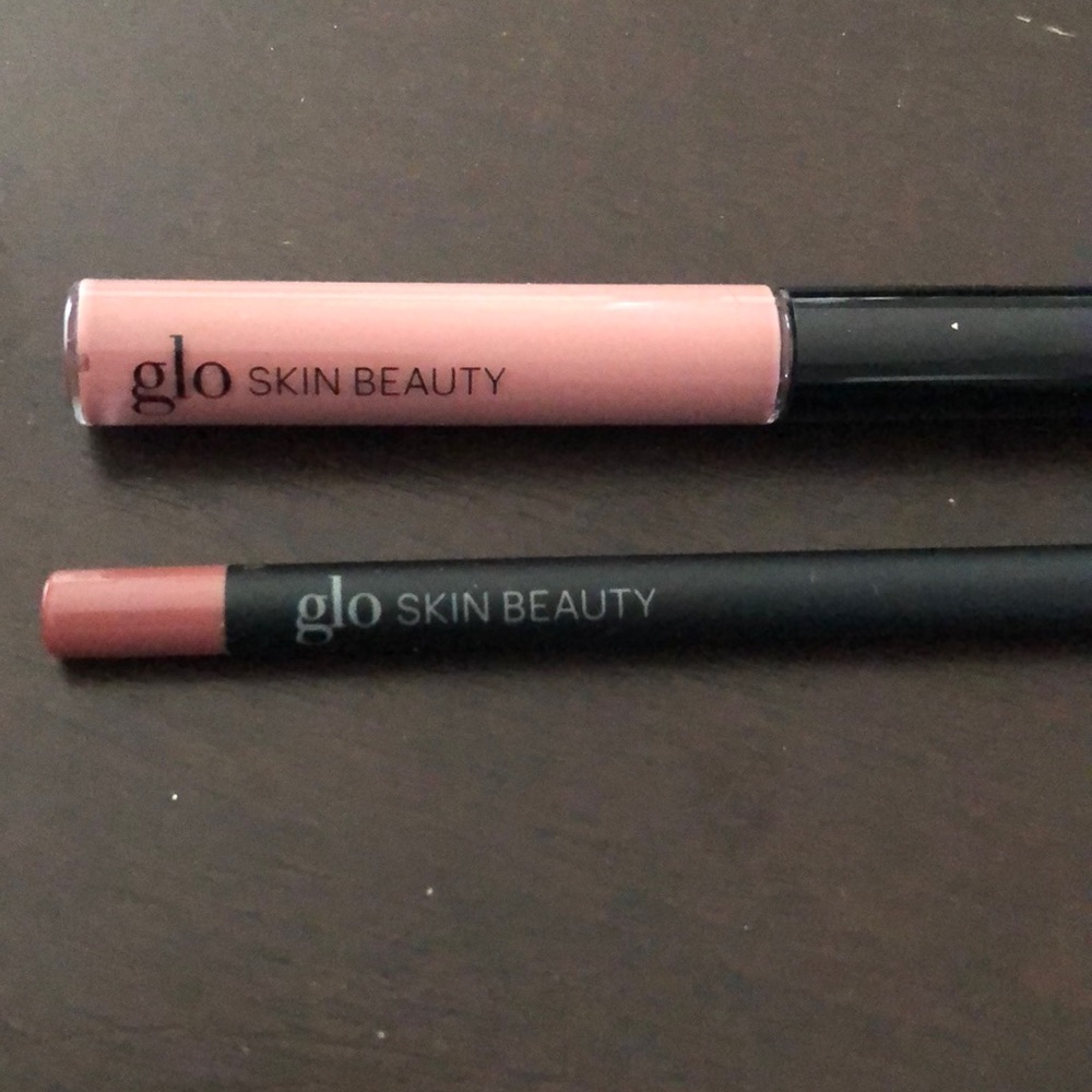 Lip liner and gloss duo! glo skin beauty 💄
